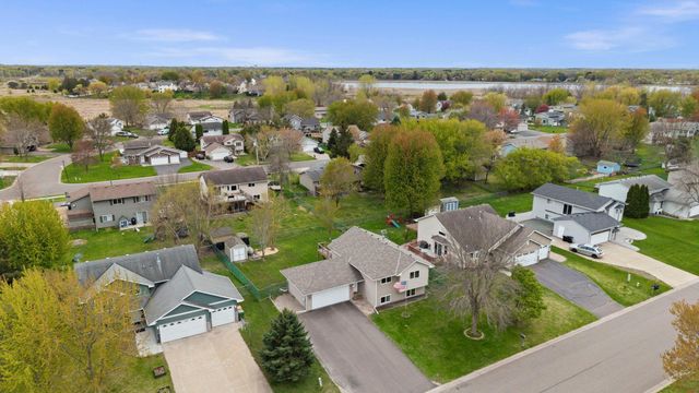 6235 146th Street N, Hugo, MN 55038