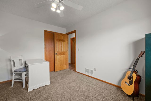 6235 146th Street N, Hugo, MN 55038
