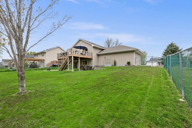 6235 146th Street N, Hugo, MN 55038