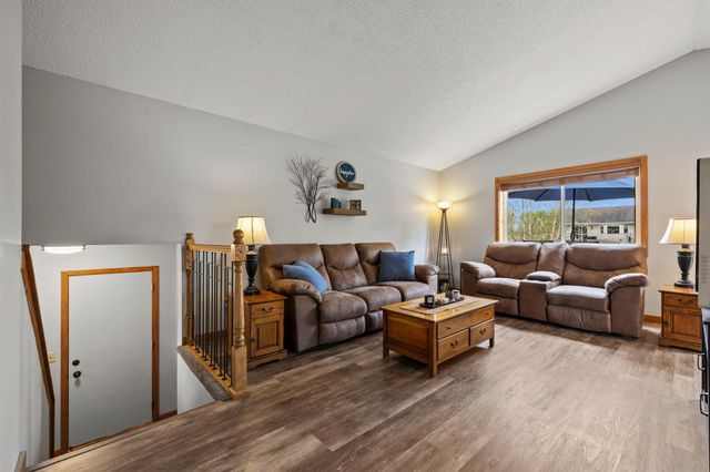 6235 146th Street N, Hugo, MN 55038
