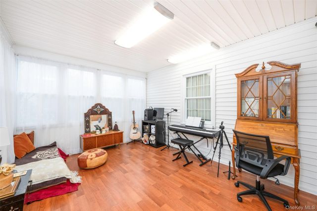 44 Thornwood Drive, Poughkeepsie, NY 12603