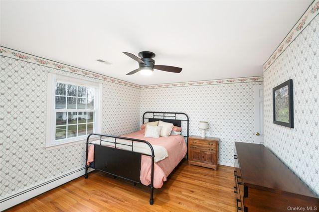 44 Thornwood Drive, Poughkeepsie, NY 12603