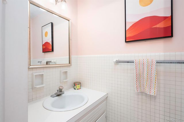 44 Thornwood Drive, Poughkeepsie, NY 12603