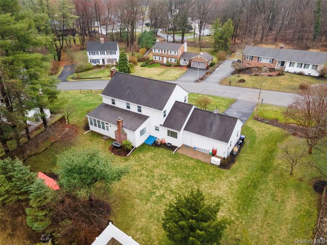 44 Thornwood Drive, Poughkeepsie, NY 12603