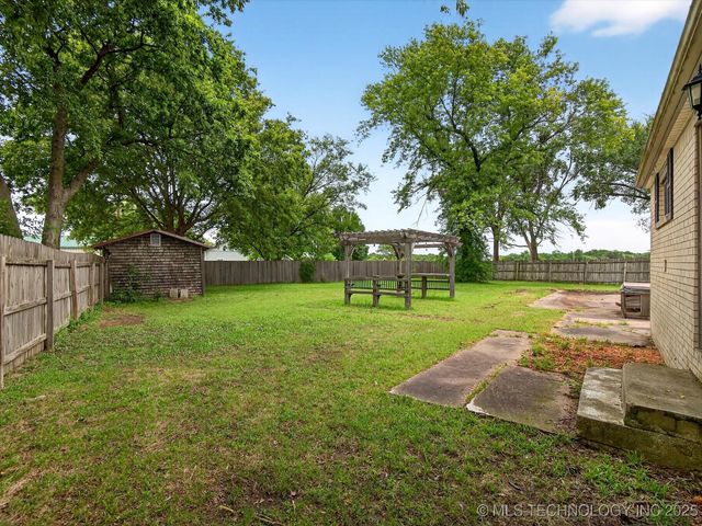 396950 W 1300 Road, Dewey, OK 74029