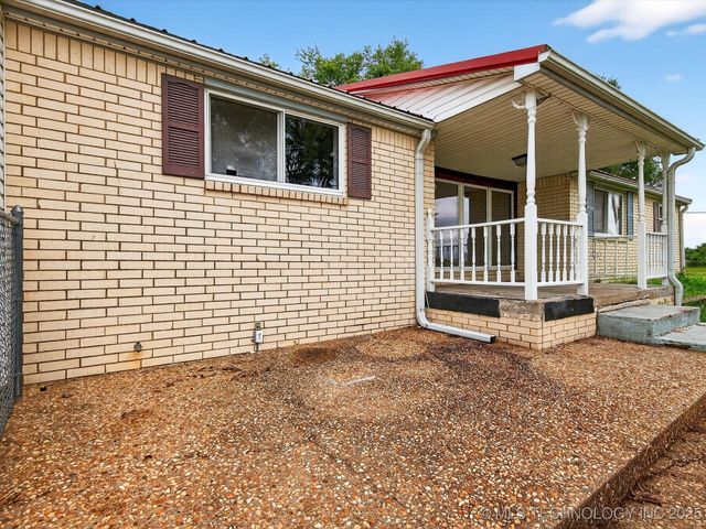 396950 W 1300 Road, Dewey, OK 74029