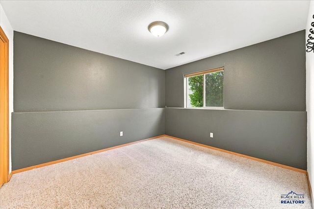 1802 SUGAR CREEK PL, Spearfish, SD 57783