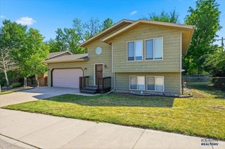 1802 SUGAR CREEK PL, Spearfish, SD 57783