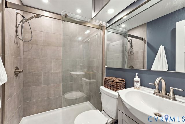 14224 Bermuda Ave, Chester, VA 23836