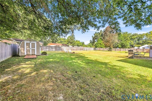 14224 Bermuda Ave, Chester, VA 23836