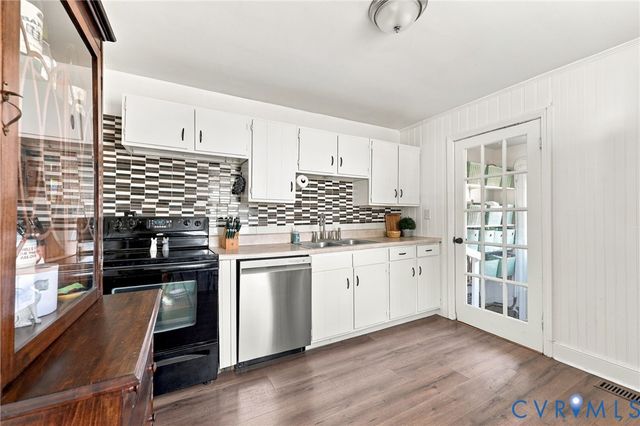 14224 Bermuda Ave, Chester, VA 23836