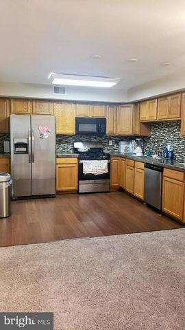 78 HIGHMEADOWS DR, Sicklerville, NJ 08081