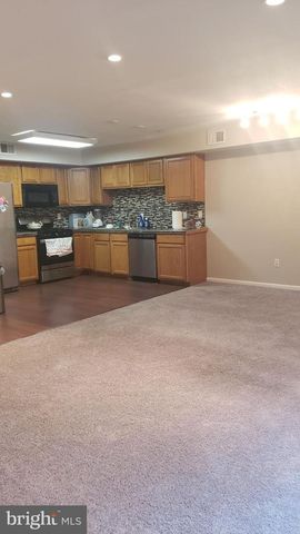 78 HIGHMEADOWS DR, Sicklerville, NJ 08081