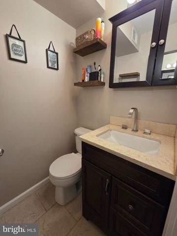 78 HIGHMEADOWS DR, Sicklerville, NJ 08081