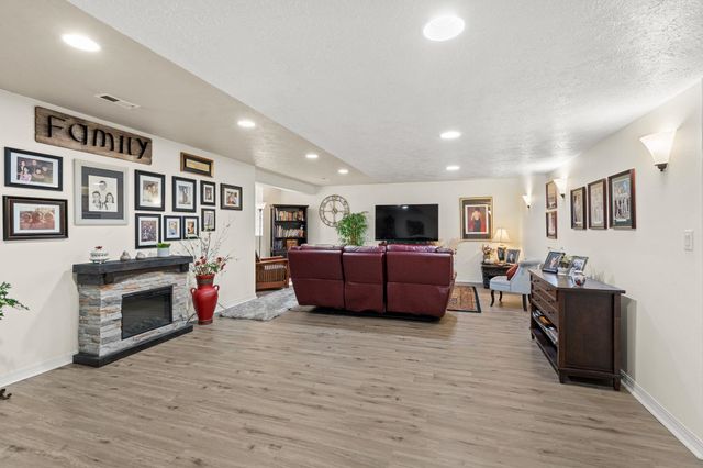 128 Marissa Ct, Spokane, WA 99208