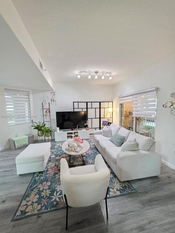 11403 NW 89th Street 111, Doral, FL 33178