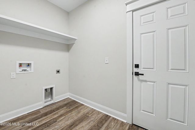 528 Plum Street, Ocean Springs, MS 39564