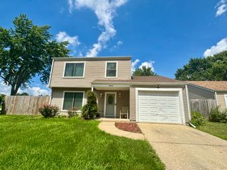 2415 Goldenrod Court, Aurora, IL 60506