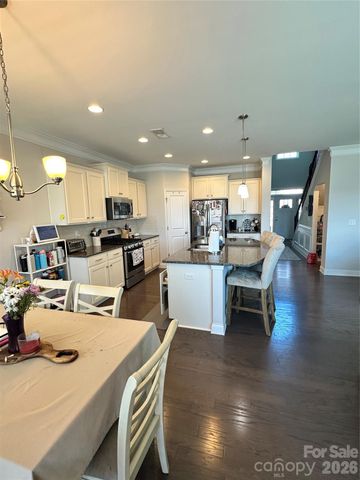 9748 Elgin Moor Road, Charlotte, NC 28278