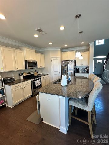 9748 Elgin Moor Road, Charlotte, NC 28278