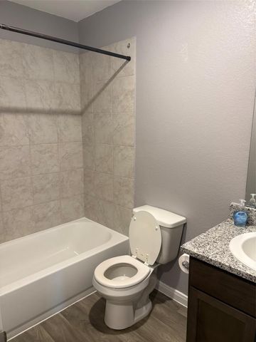 9822 Emerald Stone Way, Conroe, TX 77306
