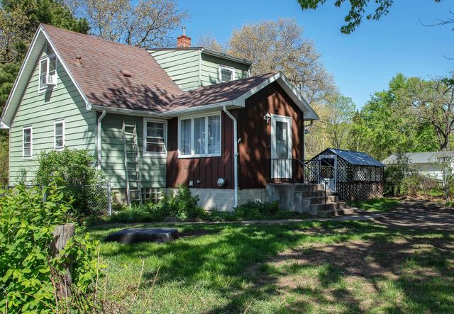 1919 Cypress Ave, Cedar Falls, IA 50613