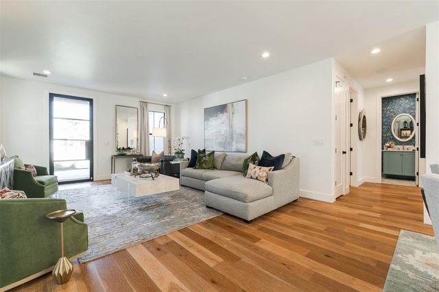 2642 NW 57th Street, Oklahoma City, OK 73112