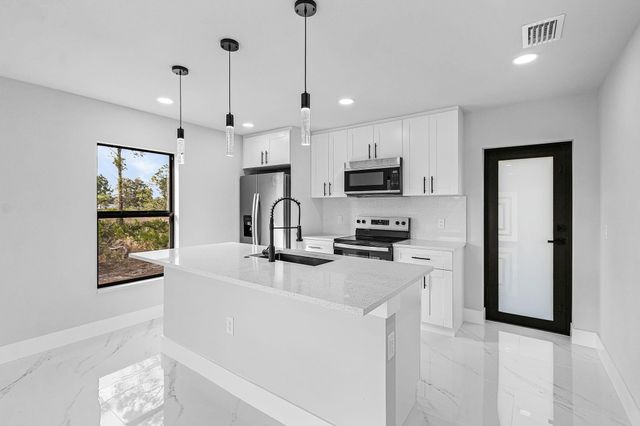 2618 41st Street, Lehigh Acres, FL 33971