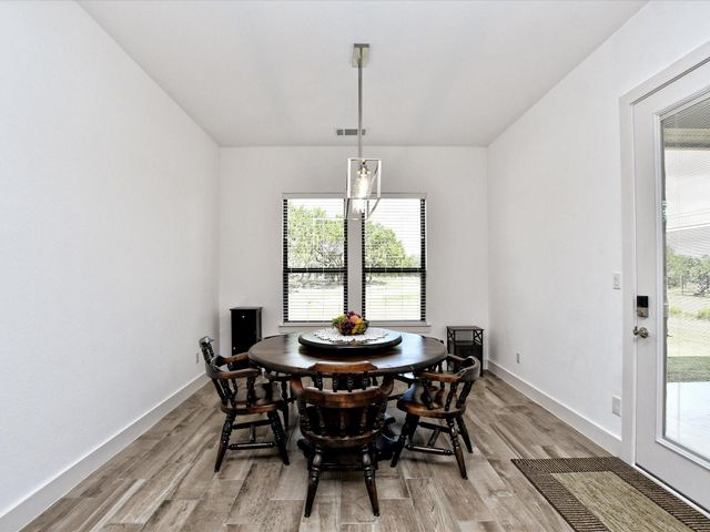 113 Tesoro Perdido CV, Liberty Hill, TX 78642