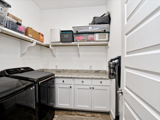 113 Tesoro Perdido CV, Liberty Hill, TX 78642