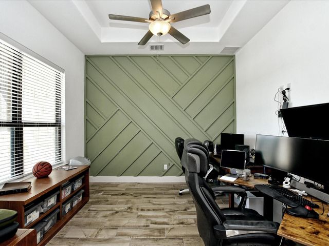 113 Tesoro Perdido CV, Liberty Hill, TX 78642