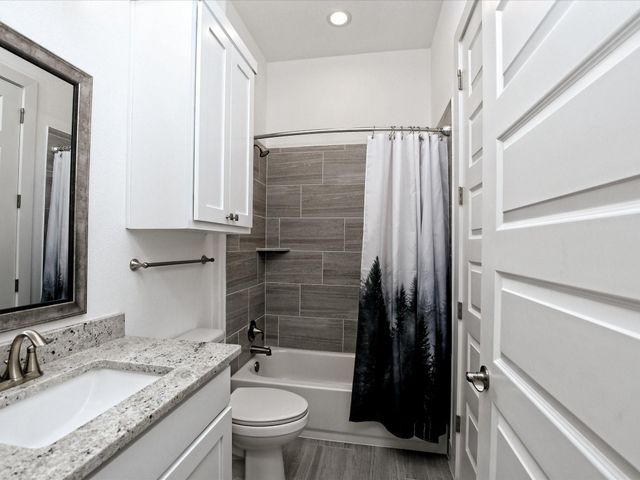 113 Tesoro Perdido CV, Liberty Hill, TX 78642