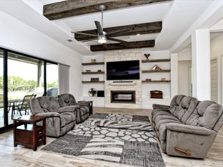 113 Tesoro Perdido CV, Liberty Hill, TX 78642