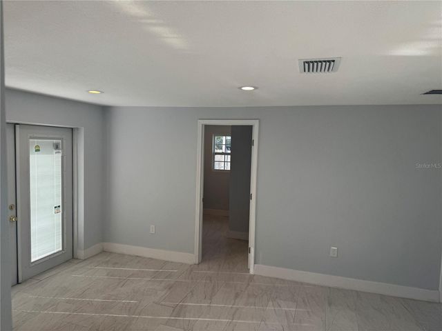 135 BOB THOMAS CIRCLE, Sanford, FL 32771