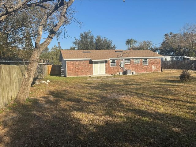 135 BOB THOMAS CIRCLE, Sanford, FL 32771