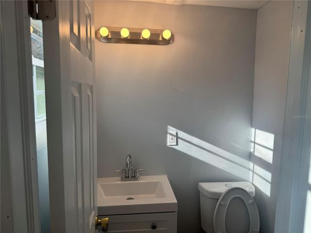 135 BOB THOMAS CIRCLE, Sanford, FL 32771