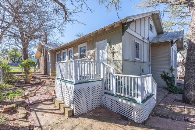 703 E 21st Street, Cisco, TX 76437