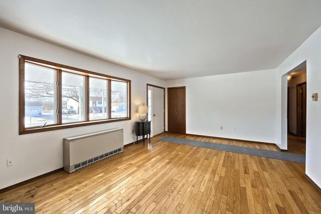 98 SCHOFIELD DR, East Berlin, PA 17316