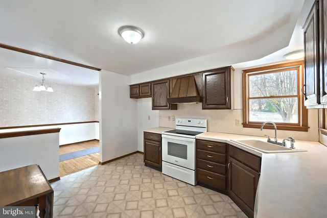 98 SCHOFIELD DR, East Berlin, PA 17316