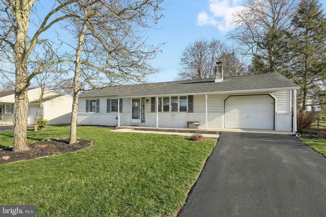 98 SCHOFIELD DR, East Berlin, PA 17316