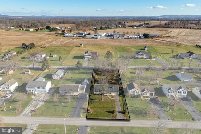 98 SCHOFIELD DR, East Berlin, PA 17316