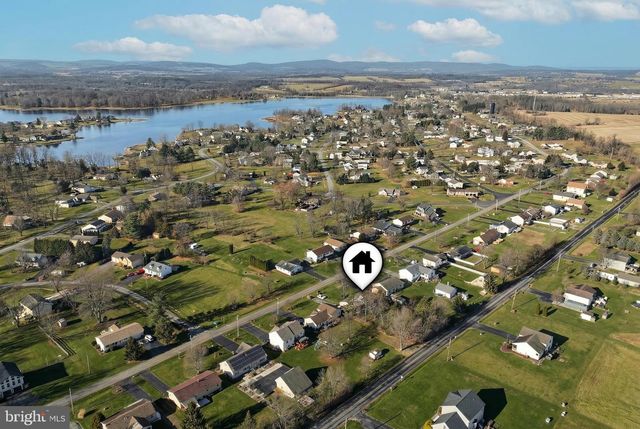 98 SCHOFIELD DR, East Berlin, PA 17316