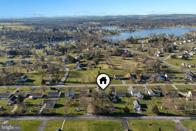 98 SCHOFIELD DR, East Berlin, PA 17316