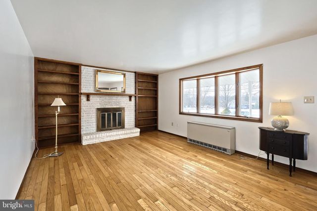 98 SCHOFIELD DR, East Berlin, PA 17316