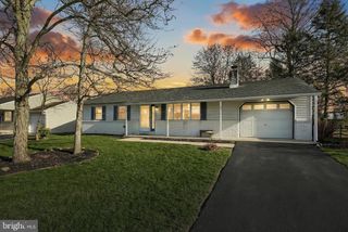 98 SCHOFIELD DR, East Berlin, PA 17316