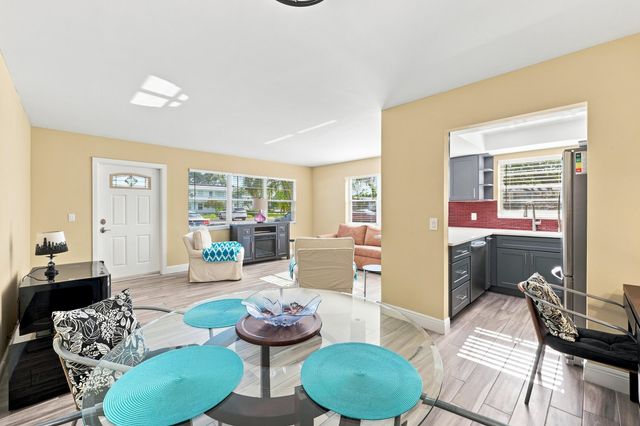 197 Sussex K, West Palm Beach, FL 33417