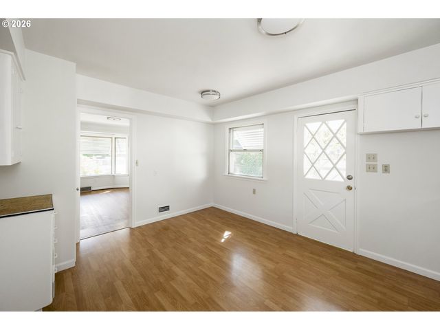 3979 Ne 42ND Ave, Portland, OR 97213