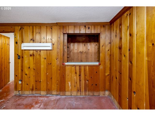 3979 Ne 42ND Ave, Portland, OR 97213