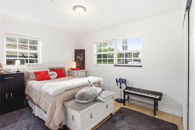 9955 SW 74th St, Miami, FL 33173