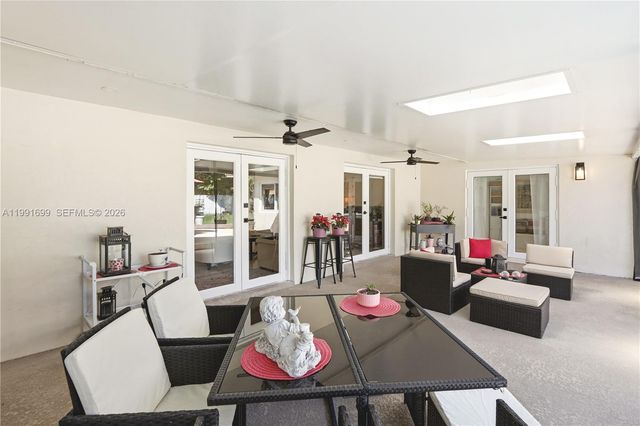 9955 SW 74th St, Miami, FL 33173